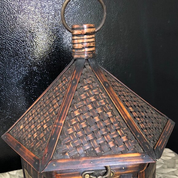 Vintage Hawaiian Handmade Rattan~Bamboo Box - Picture 3 of 11